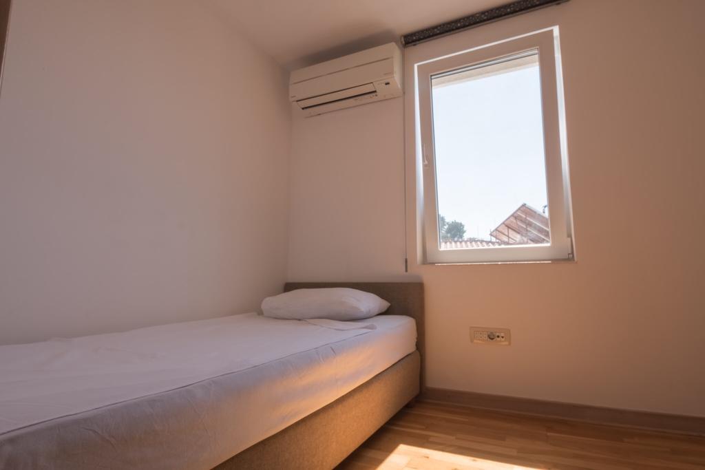 شقة Private Penthouse Djurasevic سفيتي ستيفان المظهر الخارجي الصورة